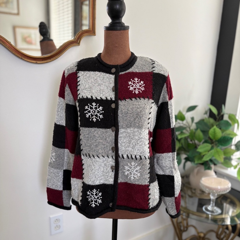 Vintage‎ Breckenridge Petite Snowflake Patchwork Christmas Cardigan Sweater